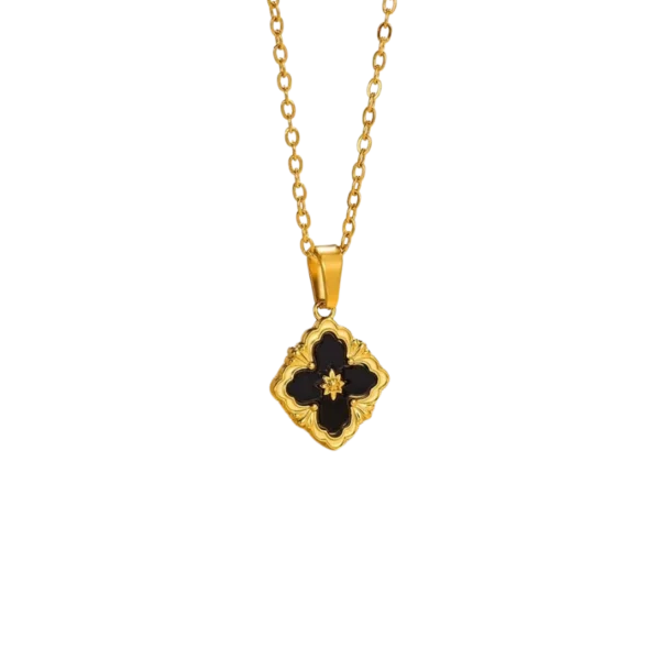 collier trefle or noir quatre feuilles
