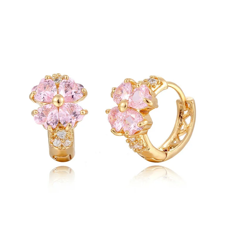 Boucles d'oreilles rondes trèfle 4 feuilles dorées avec cristaux roses