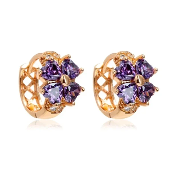 Boucles d'oreilles rondes trèfle 4 feuilles dorées avec cristaux violettes