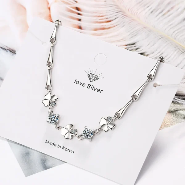 Bracelet argent avec 3 trèfles et cristaux