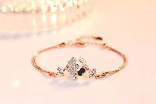 Bracelet trèfle 4 feuilles love or rose