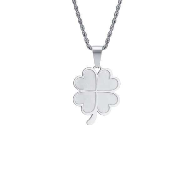 Collier trèfle 4 feuilles design argenté