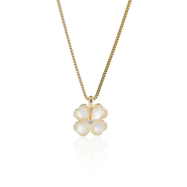 Collier trèfle à 4 feuilles blanc et doré classique