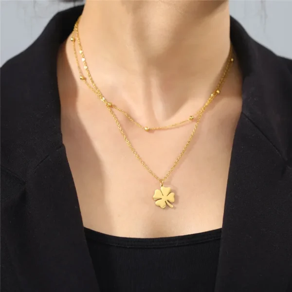 Collier trèfle or avec chaîne double