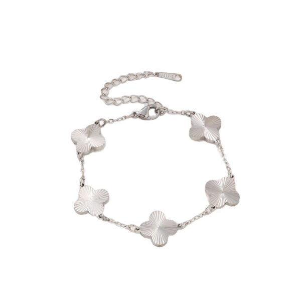 Bracelet trèfle 4 feuilles doré plein